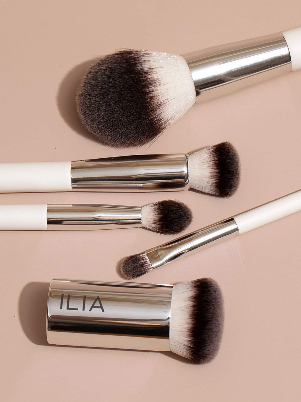 ILIA - Complexion Brush | Liquid + Cream Complexion Product Brush Made with FSC Certified Wood, Aluminum, + Soft, Vegan Bristles | Expertly Crafted | Non-Toxic, Vegan, Cruelty-Free, Recyclable
