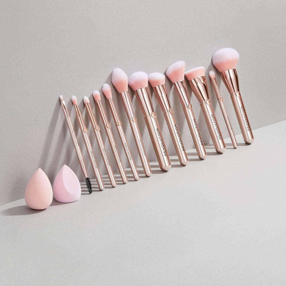 Revolution IRL Soft Focus Powder Puff