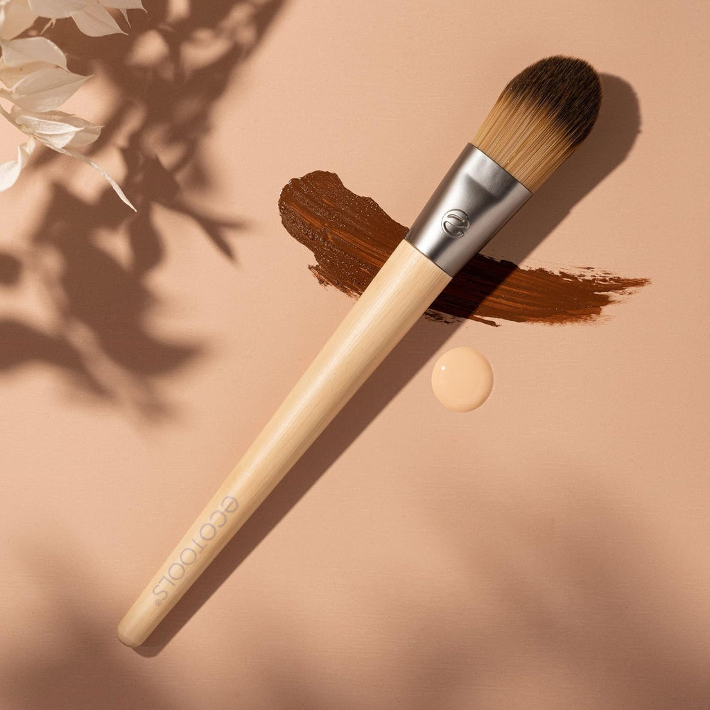 EcoTools Classic Flat Foundation Brush for Natural Makeup, 1 Count