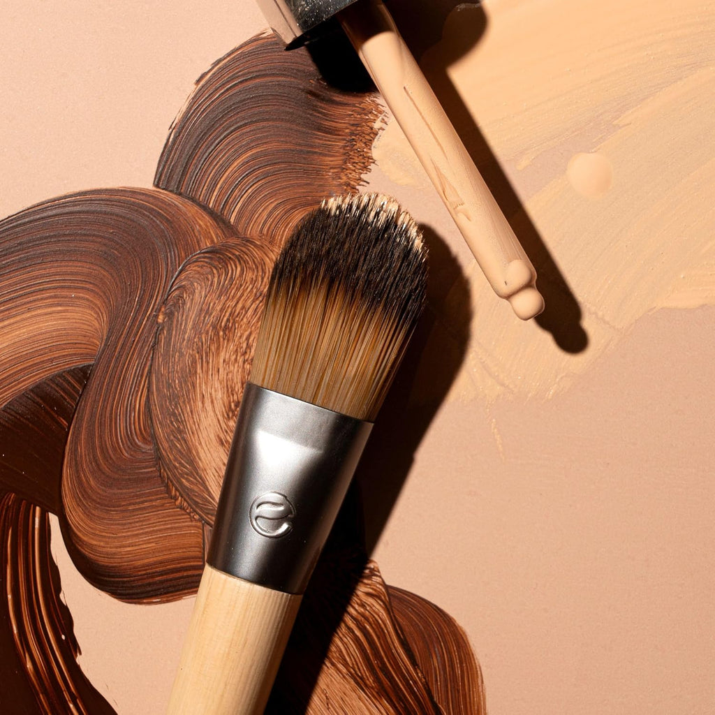 EcoTools Classic Flat Foundation Brush for Natural Makeup, 1 Count
